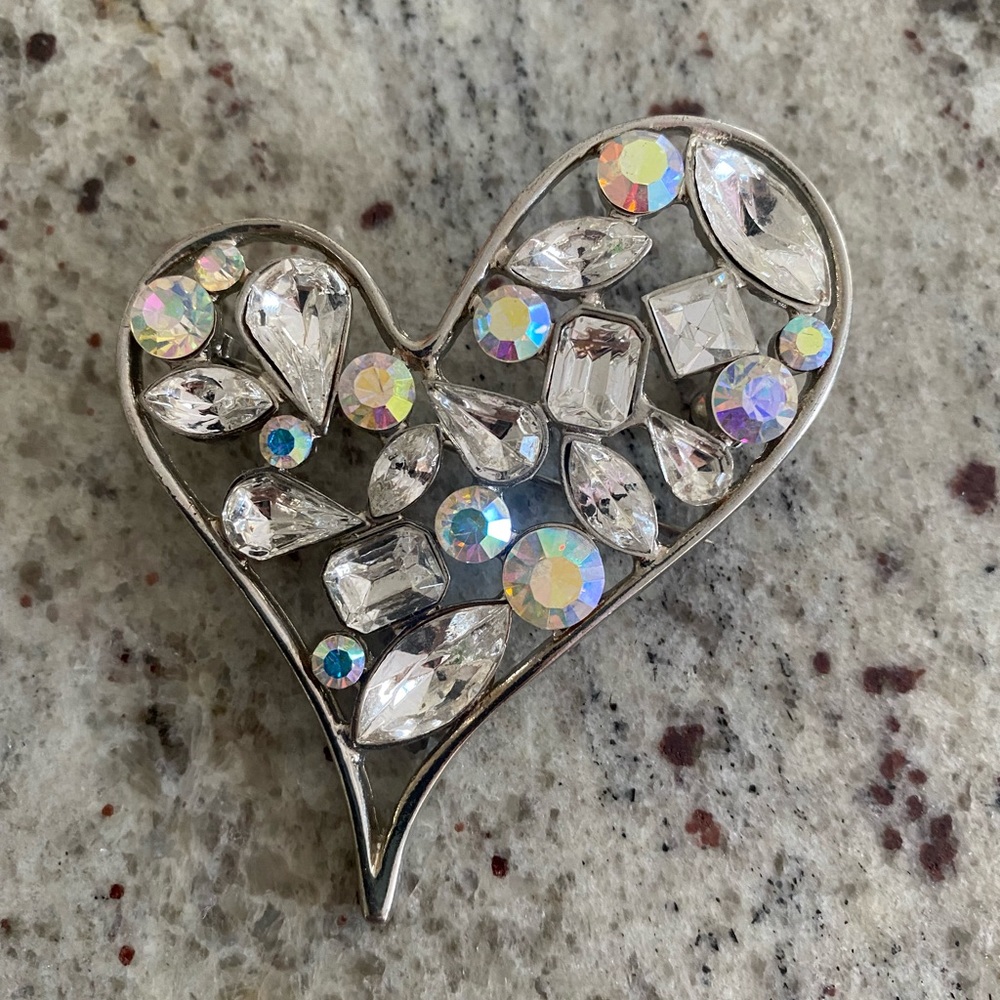 Vintage crystal heart pin